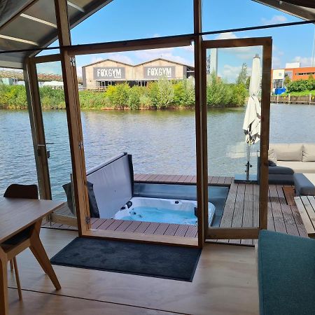 فيلا Wikkelboats @ Tramkade Den Bosch Orthen المظهر الخارجي الصورة